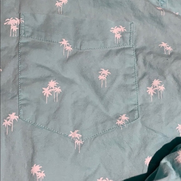 American Eagle light blue button up w palm trees - Picture 2 of 6